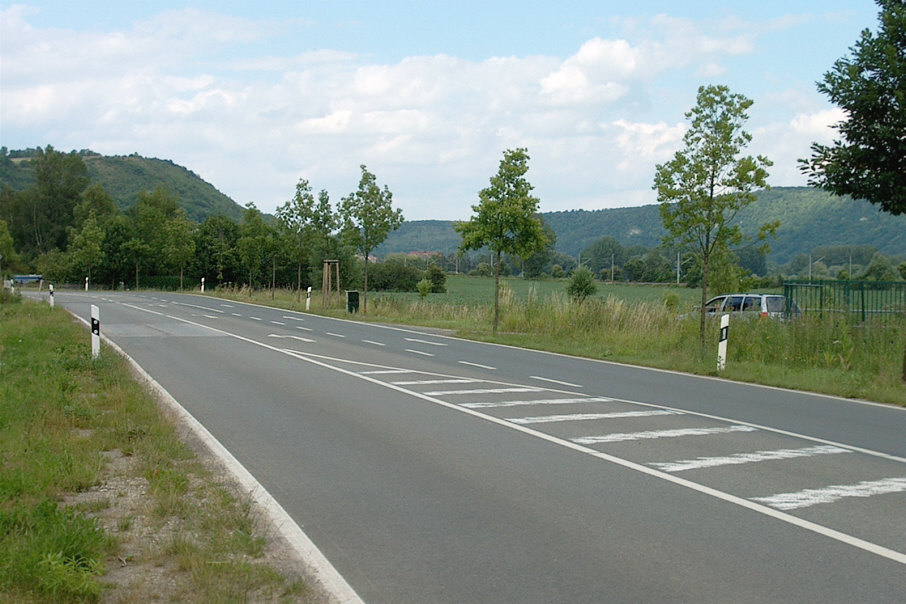 Messbereich, Fotobereich Traffipax Speedoguard Mülltonne, mit grüner Tarnung