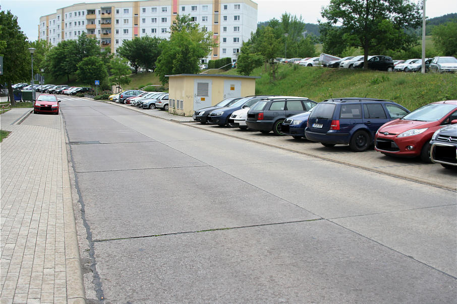 Blitzer, Schrödinger Straße, Kindergartens Pusteblume, Grundschule Friedrich Schiller, Gymnasium Ernst Abbe