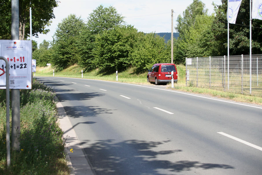 Flitzerblitzer Jena Wiesenstraße kurz nach dem Abzweig der B 7 in Richtung Eisenberg am Rosenblatt