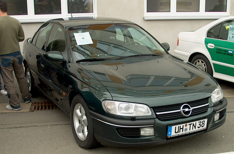 Flitzerblitzer, Opel Omega, Kennzeichen UH-TN 38, Provida, Videofahrzeug, Videokamera, Providafahrzeug