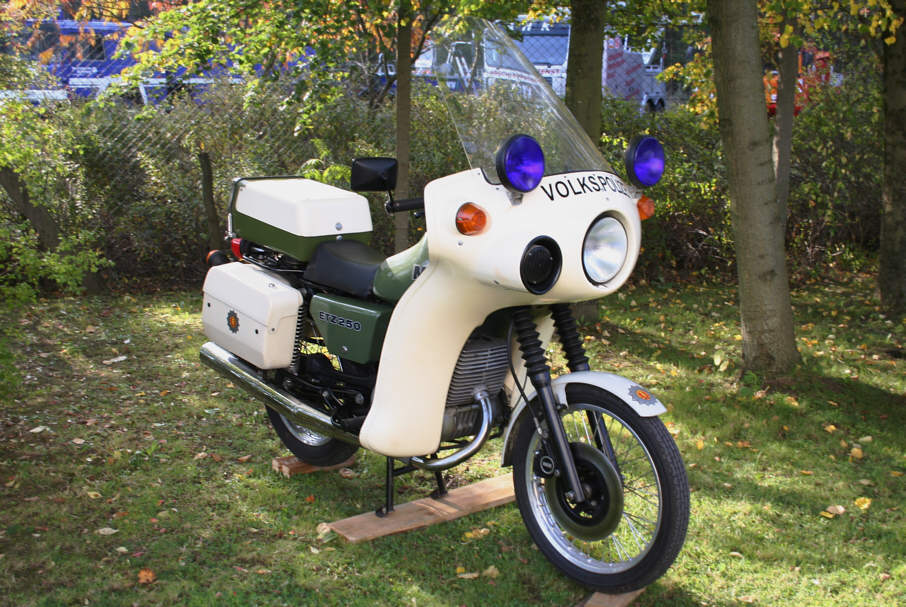 Polizeimotorrad, DDR, ETZ 250,