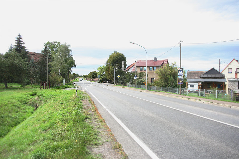 Geschwindigkeitskontrolle Wiegendorf Ortsteil Schwabsdorf Dorfstraße in Fahrtrichtung Weimar aus Apolda kommend (B 87)