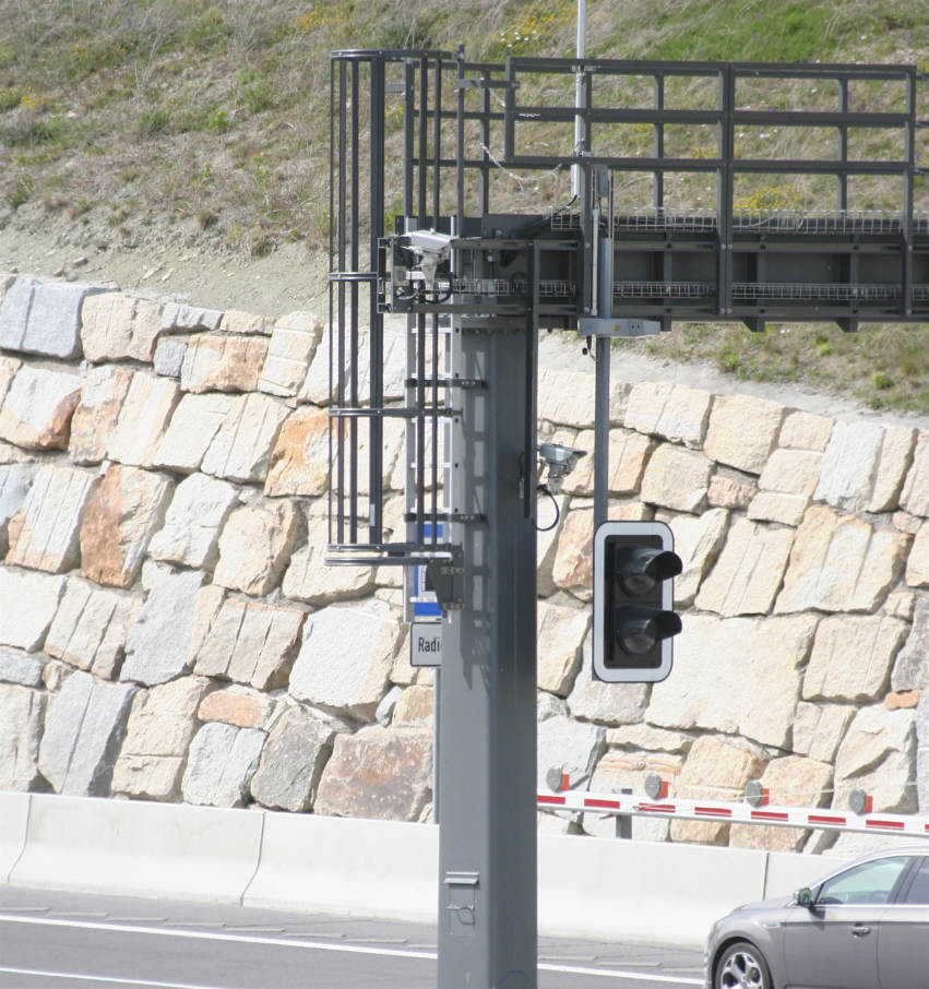 Abstandskamera, linke Fahrspur, Abstandsmessung, Jagdbergtunnel, Jena, 173,0 km