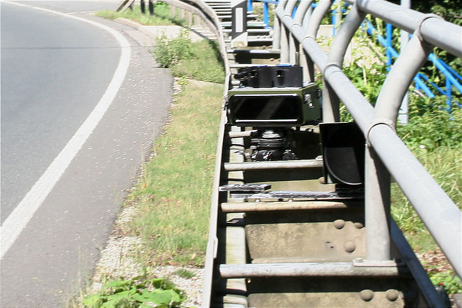 Blitzer, PSS, Leitplanke, Unfallschwerpunkt, Mühltal, Jena, B 7, 50 km/h