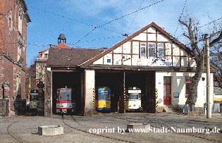 Depot mit Bahnen